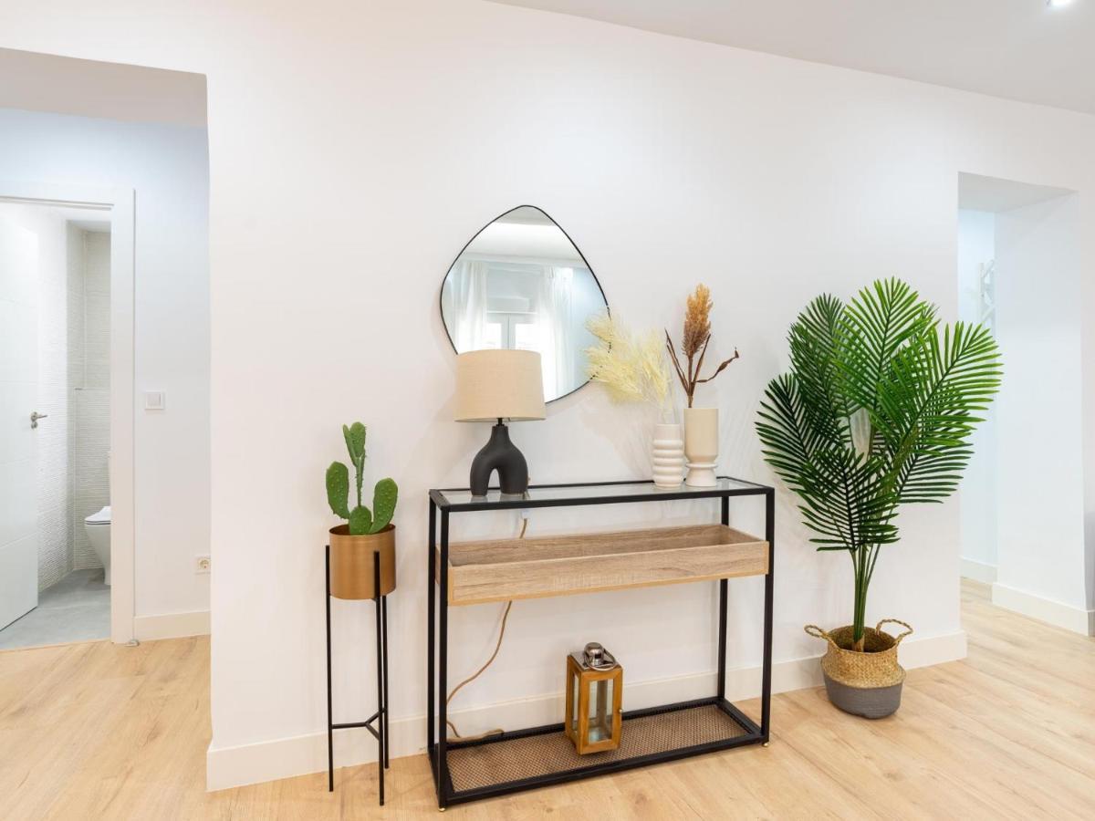 Gorgeous Renovated Apartment 2Br Ac Malaga Ngoại thất bức ảnh
