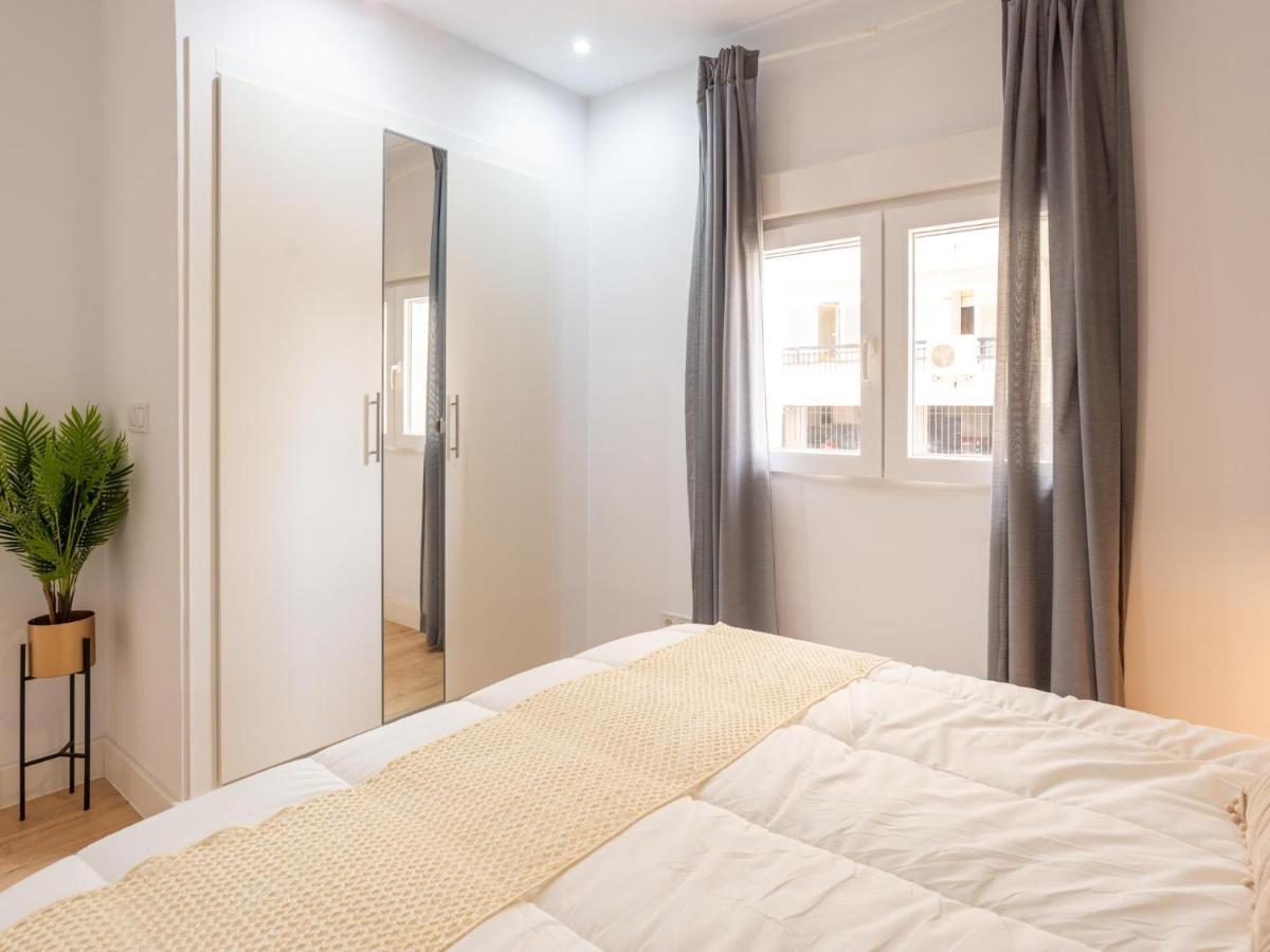 Gorgeous Renovated Apartment 2Br Ac Malaga Ngoại thất bức ảnh