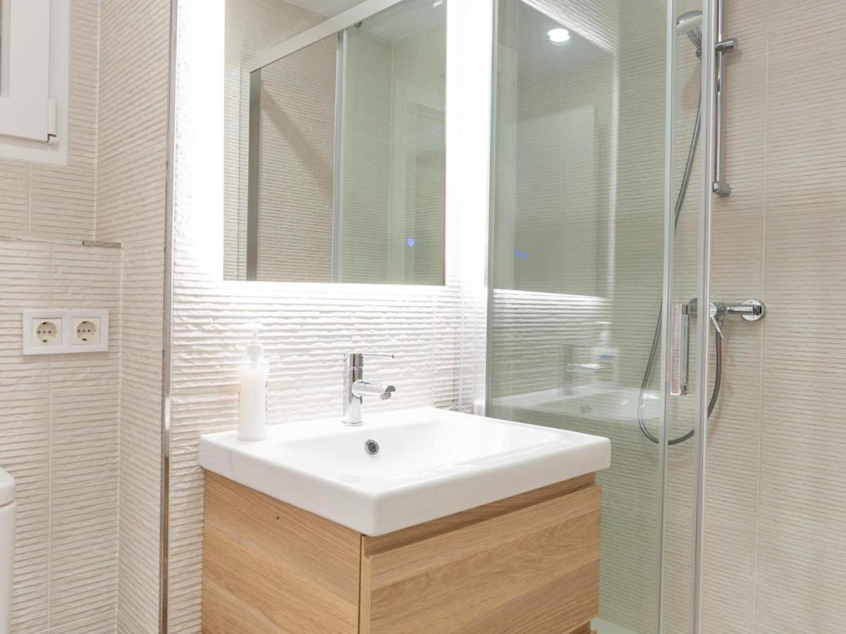 Gorgeous Renovated Apartment 2Br Ac Malaga Ngoại thất bức ảnh